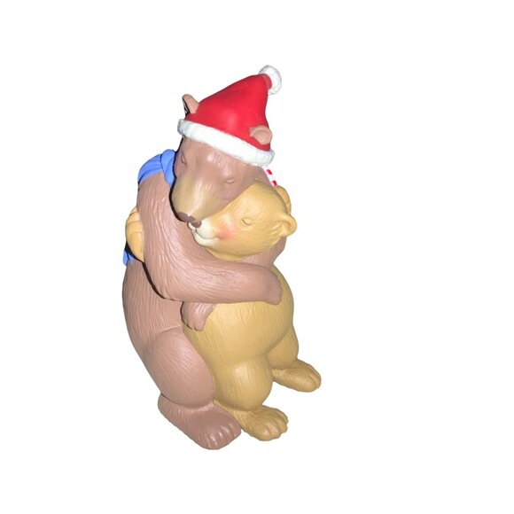 Hallmark Keepsake Ornament Mom and Dad  Bear Hugging Ornament Dated 1996 - Picture 7 of 9